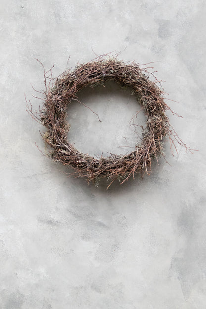 Schmaler grauer Mooskranz mit wildem Bonsai · Ø 40–50 cm · Naturgrau · 40 cm · Ansicht 2