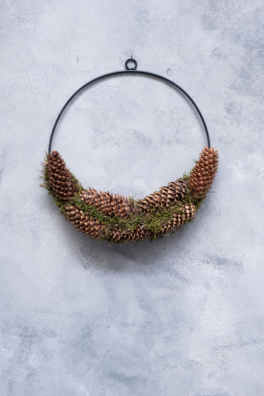 Mooskranz mit Fichte · Halbe Ausführung · Ø 30 cm · Natur · 30 cm · Ansicht 1