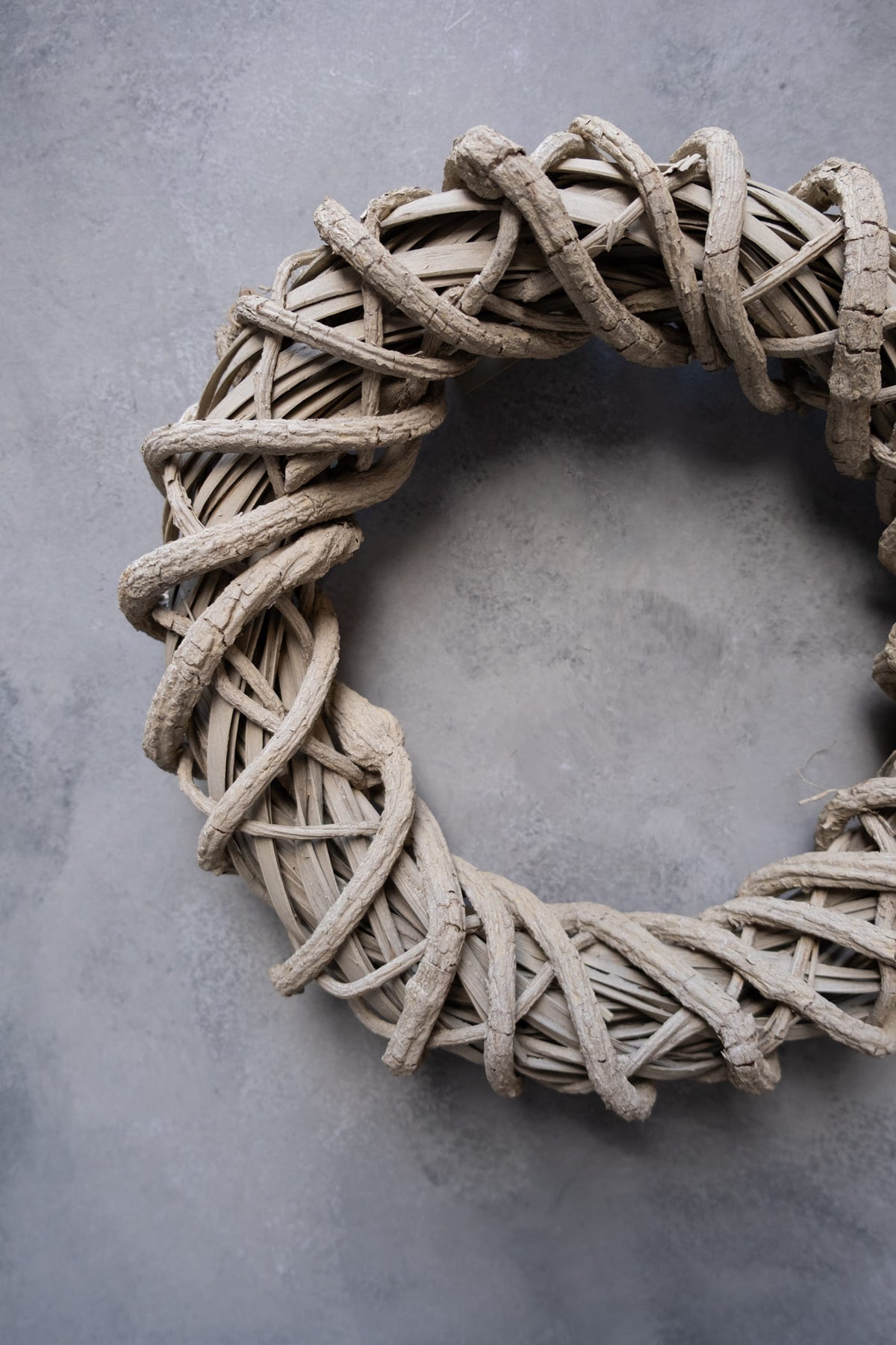 Rattan wreath · Beige