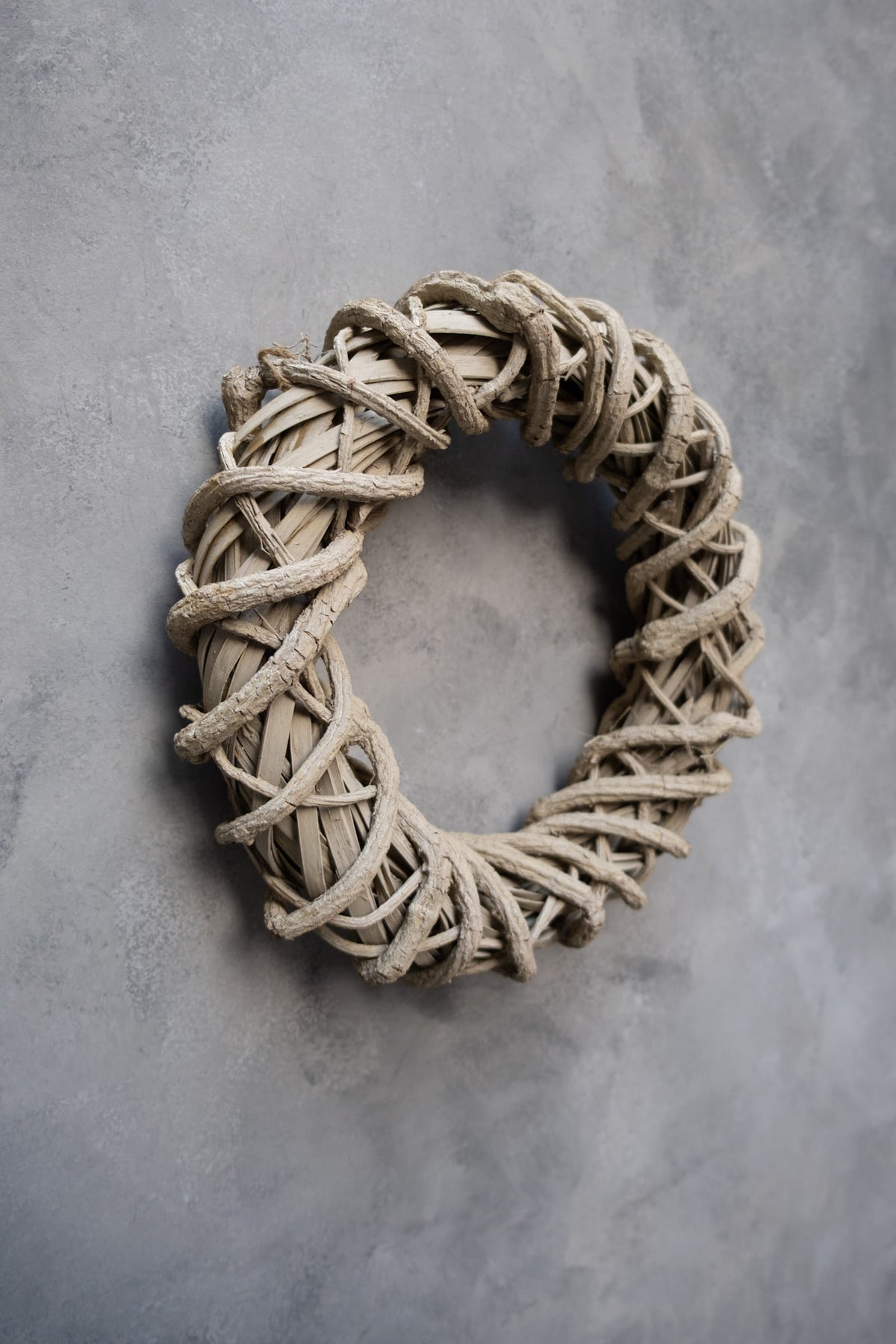 Rattan wreath · Beige