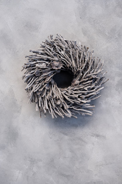 Botay wreath · White-wash