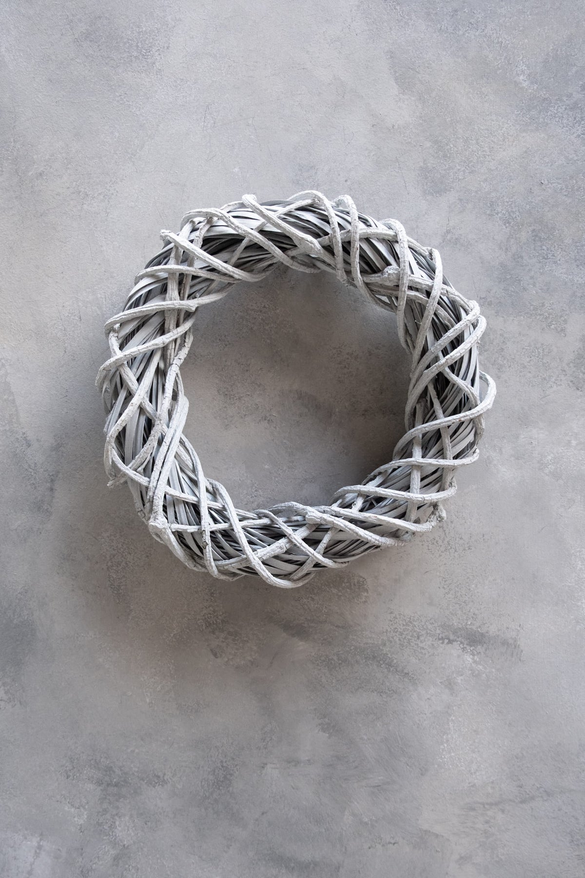Rattan wreath · Grey