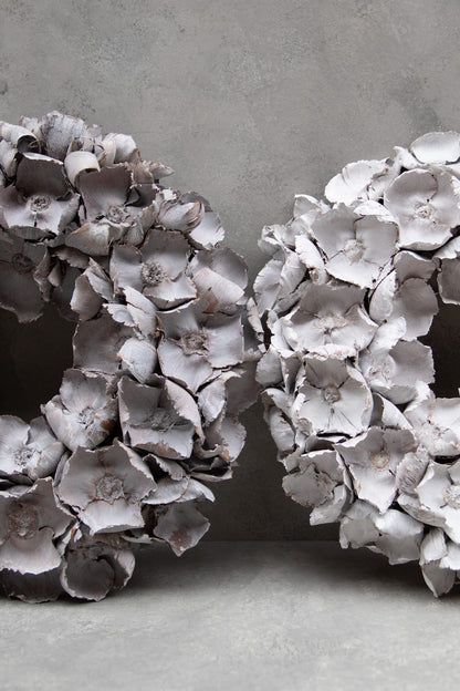 Palm cup wreath · Grey mist