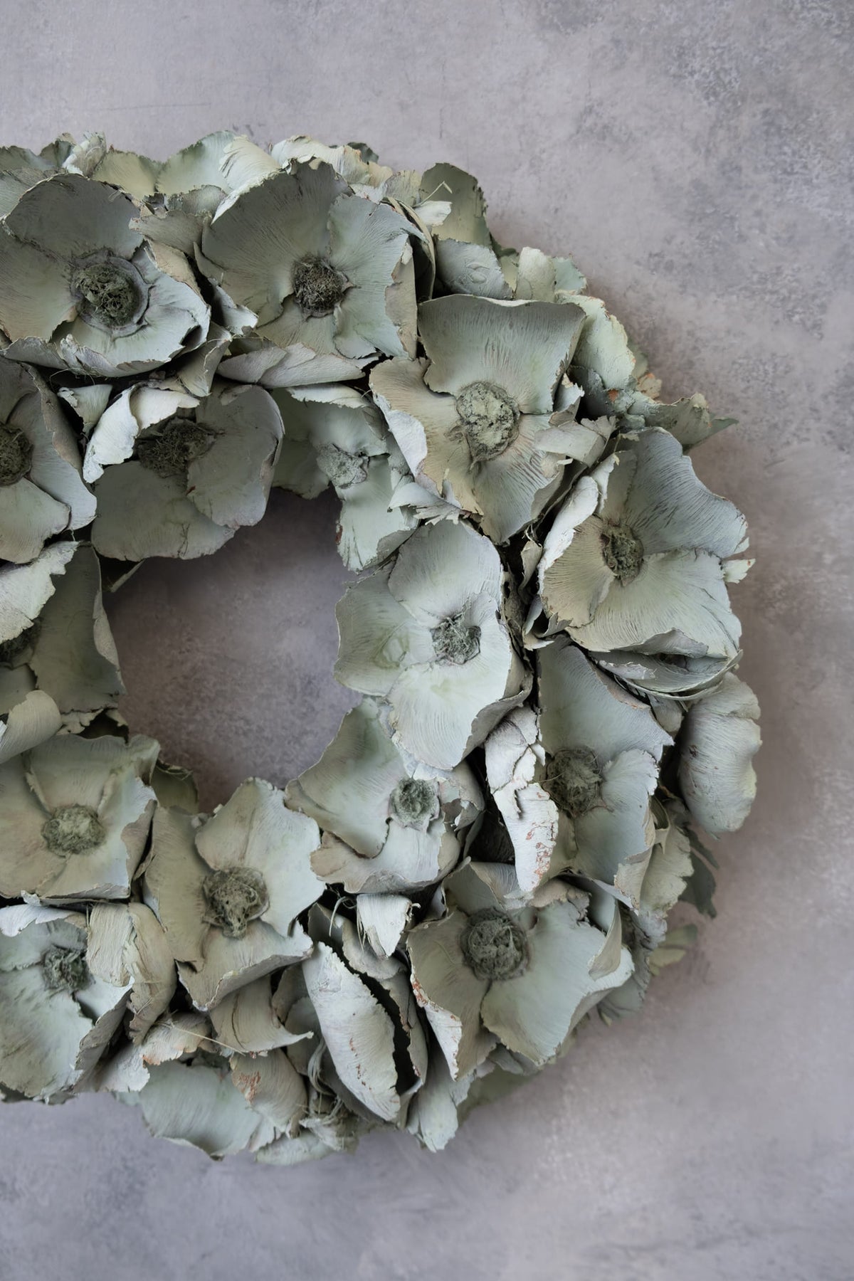 Palm cup wreath · Seagreen