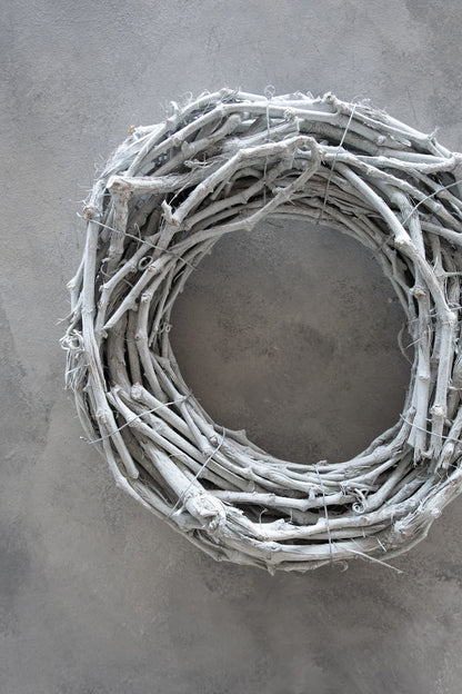 Grapevine wreath · Grey