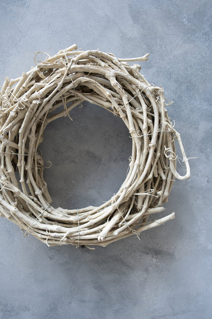 Grapevine wreath · Beige