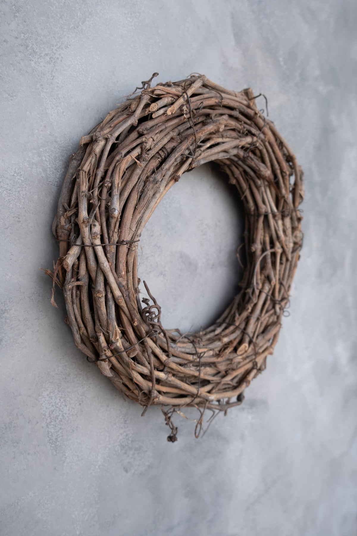 Grapevine wreath · Natural