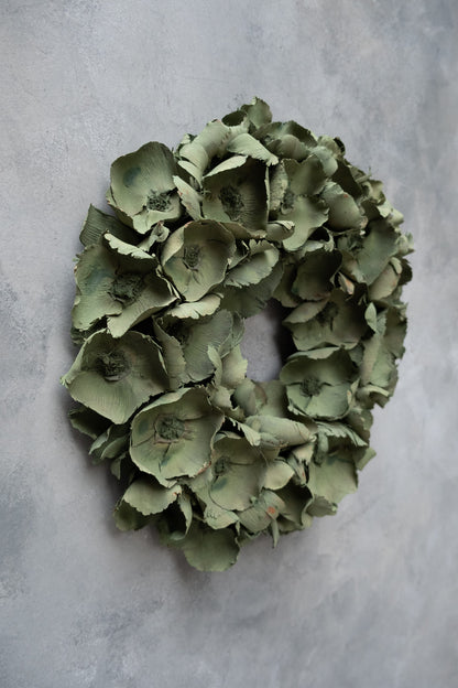 Palm cup wreath · Laurel green