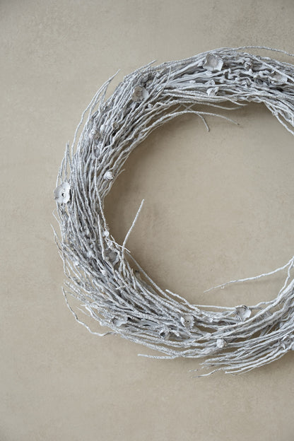 Coco branch wreath · White