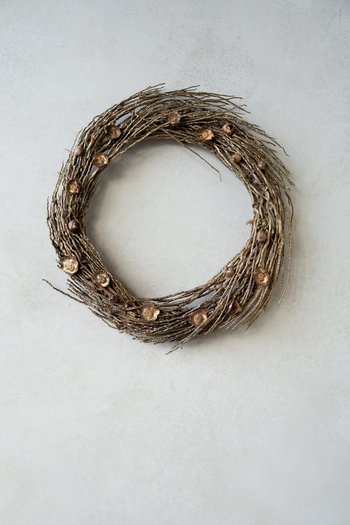 Coco branch wreath · Gold-wash