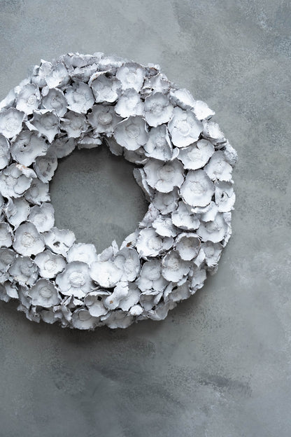 Coco flower wreath · White