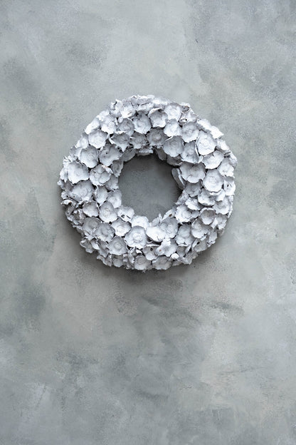 Coco flower wreath · White