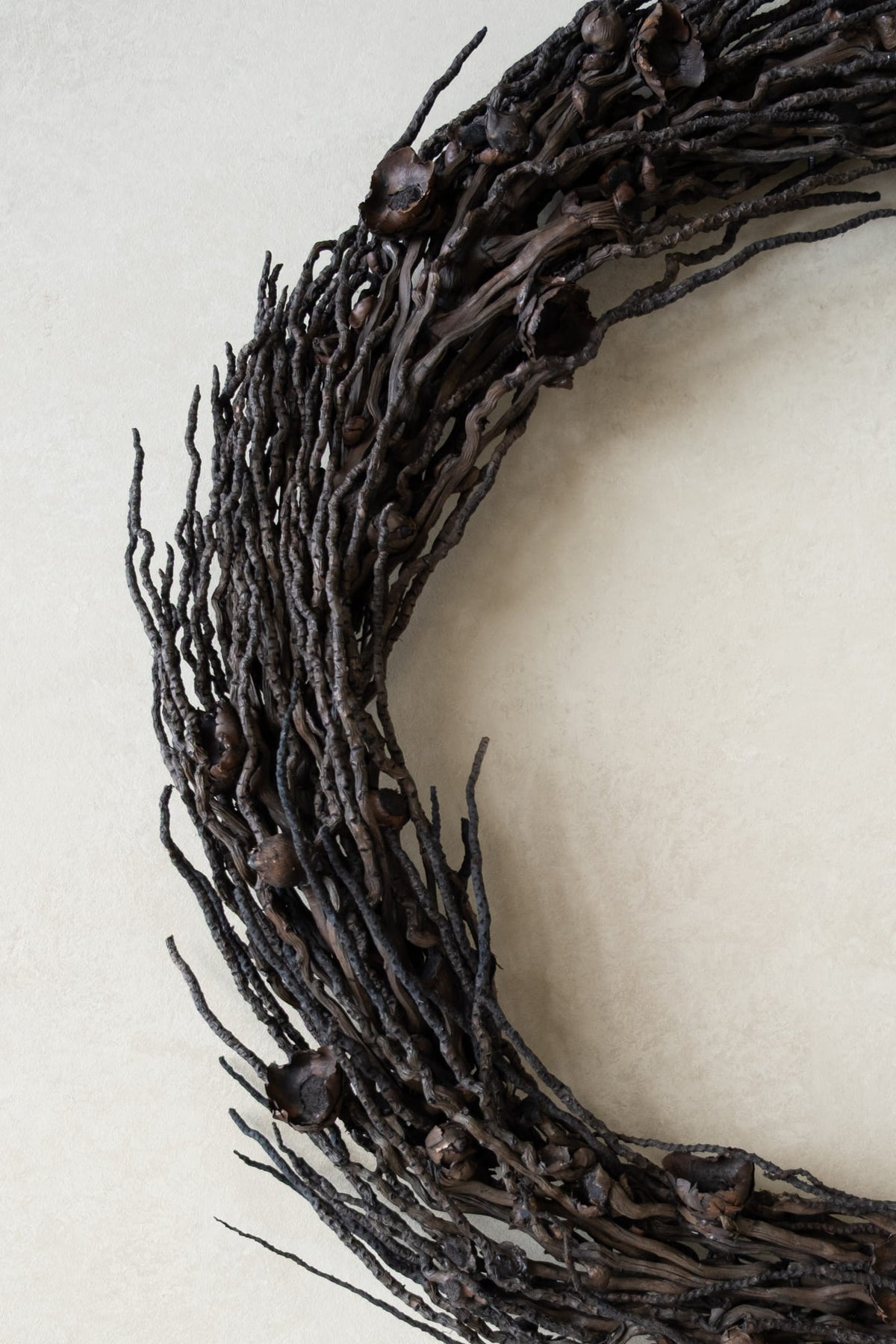 Coco branch wreath · Black
